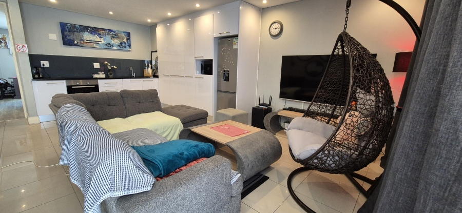 1 Bedroom Property for Sale in Big Bay Western Cape